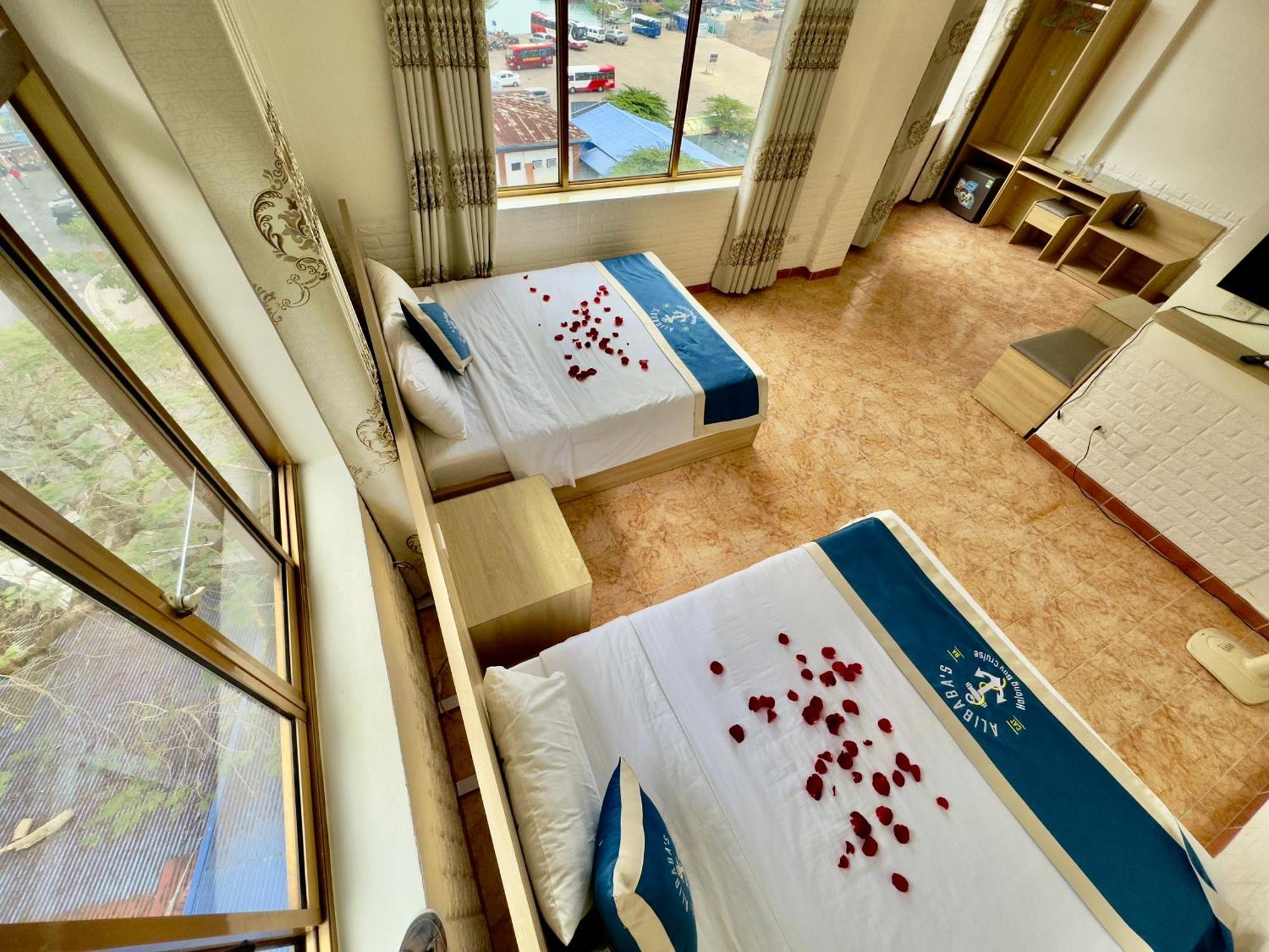 Cat Ba Plaza Hotel Dong Khe Sau Exterior foto